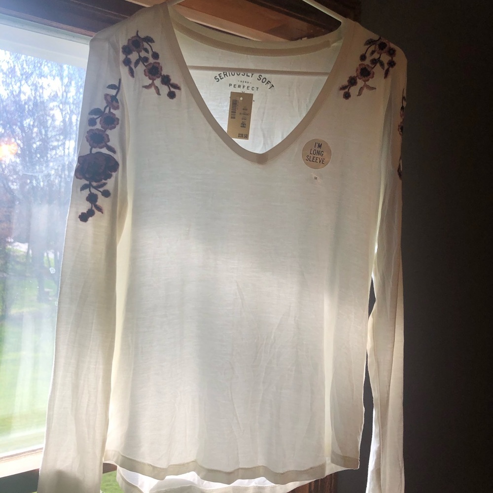 long sleeve v neck